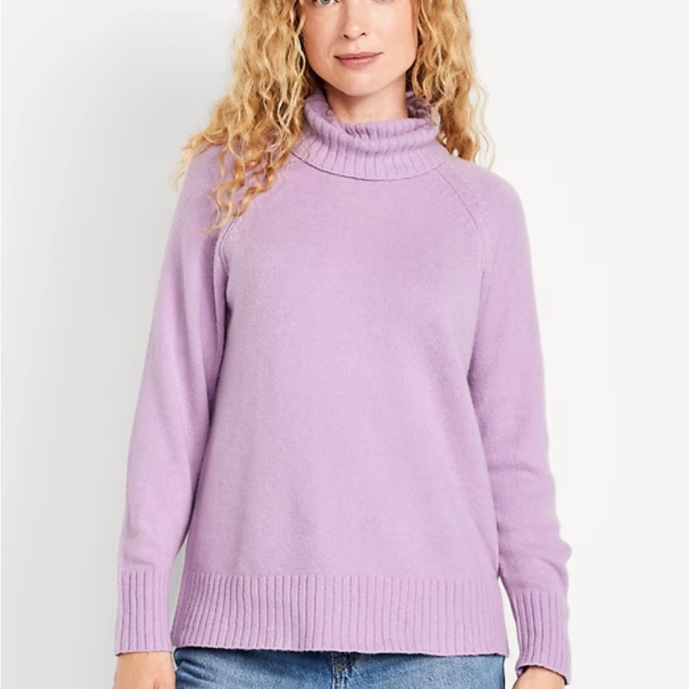 Old Navy So Soft Lilac Turtleneck Sweater size M